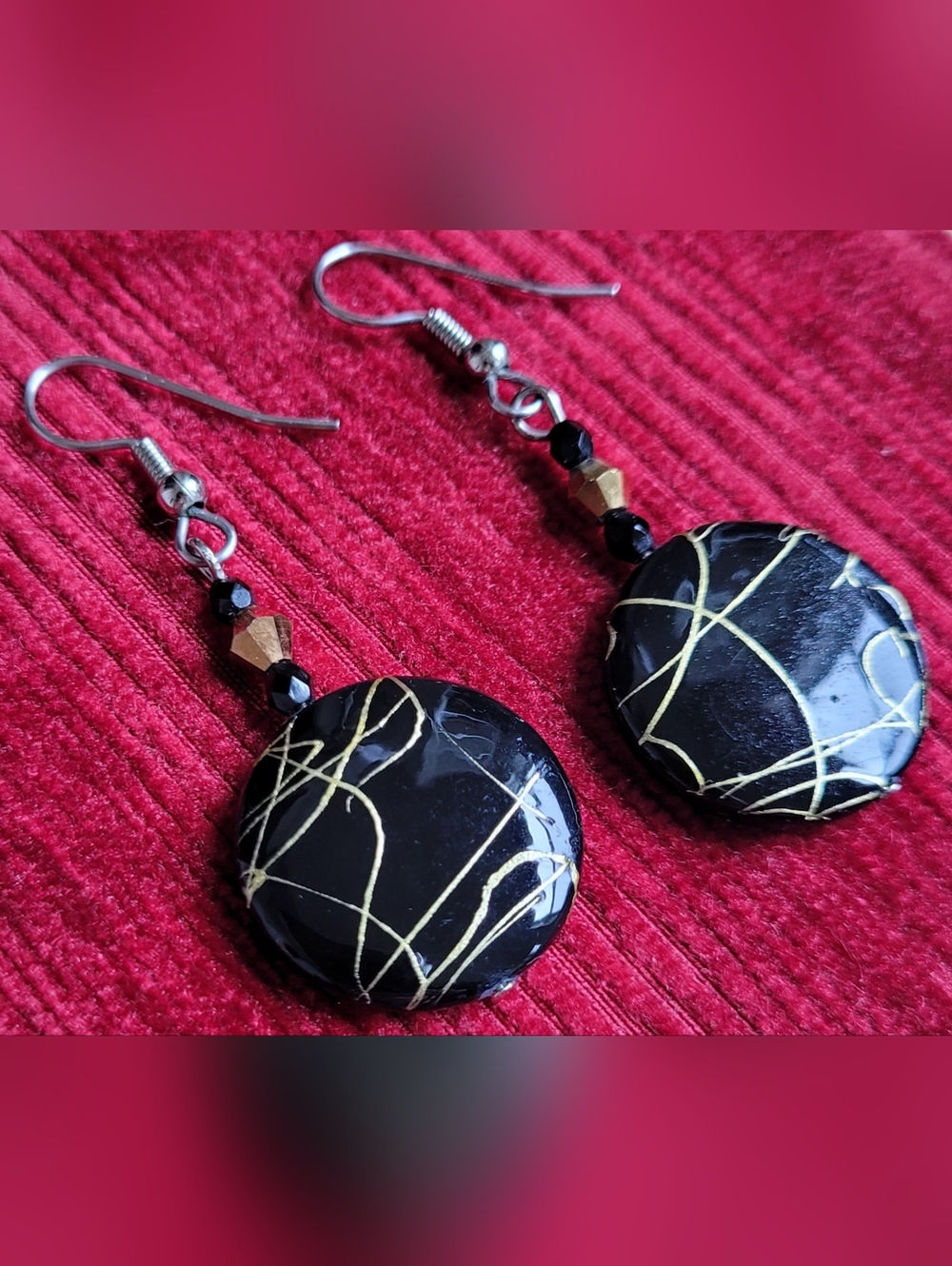 Shell Disk + Beads Dangle Earrings, Black  & Gold